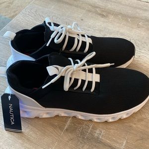 Nautica Lightweight Sneakers